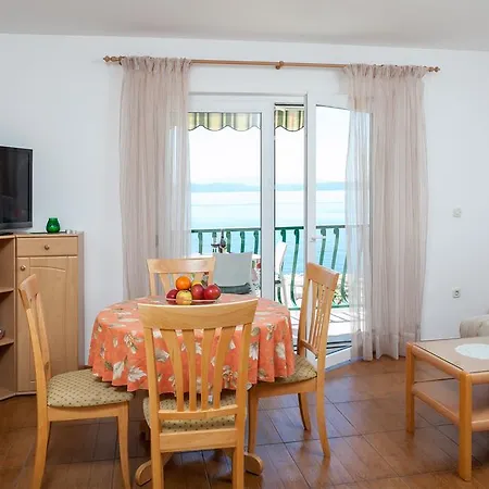 Waterfront Ivan Apartamento Podgora